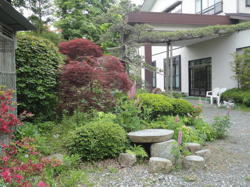 Yamanouchi Guest House Yamanakako Eksteriør bilde