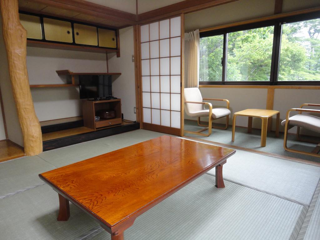 Yamanouchi Guest House Yamanakako Rom bilde